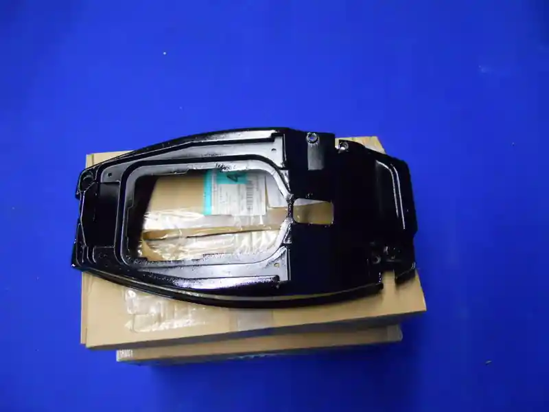 Neu Im Sortiment 9682A8 Motorwanne